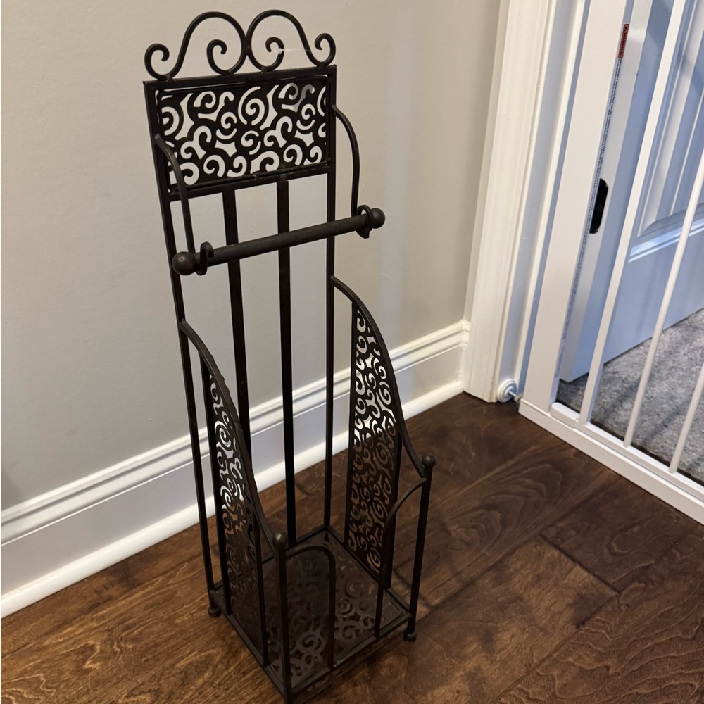 Elegant Black Metal toilet paper Stand